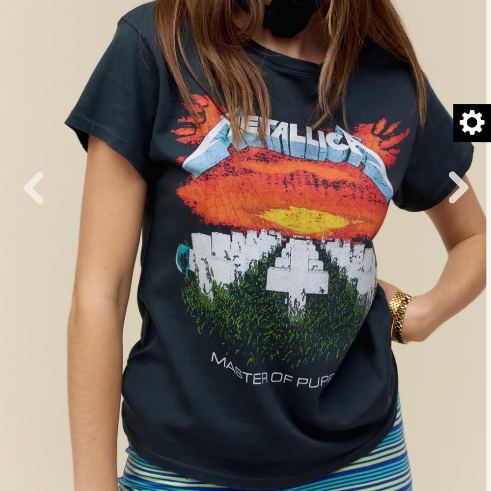 Daydreamer Metallica Tee in Medium